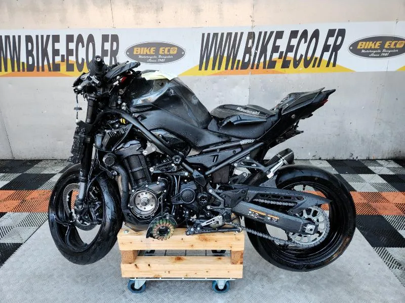 Z 900
