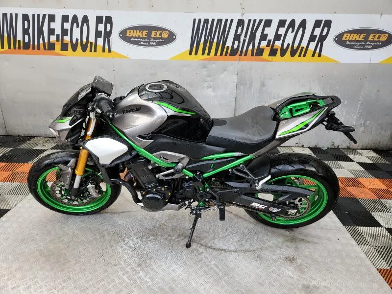 Z 900