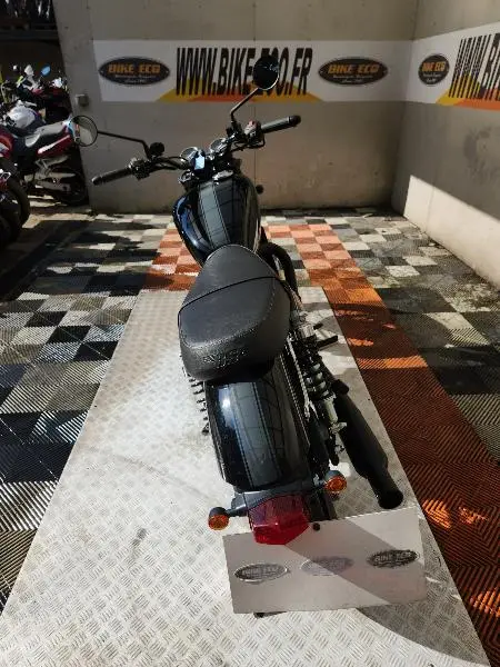 650 GOLSTAR SHADOW BLACK
