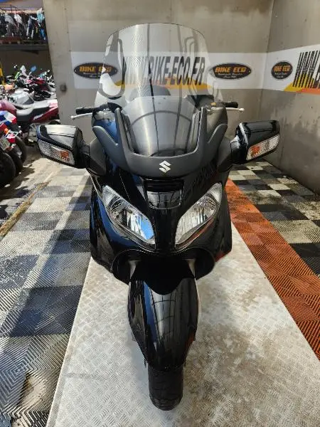 BURGMAN 650