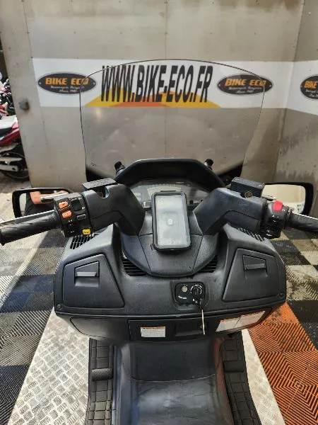 BURGMAN 650