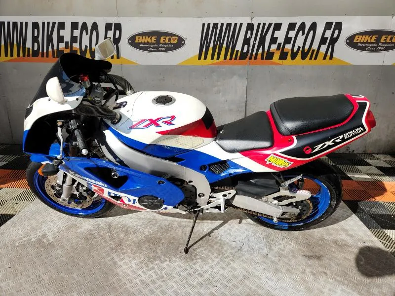 ZXR 400