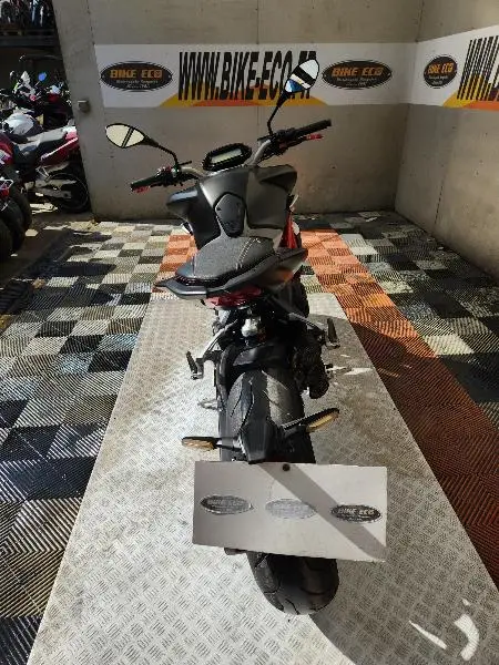 BRUTALE 800
