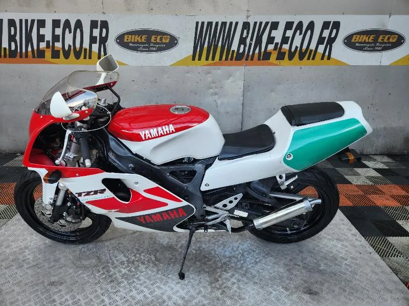 TZR 250