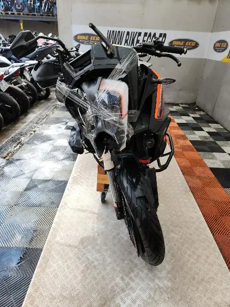 1290 SUPER ADVENTURE