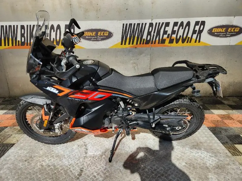 790 ADVENTURE