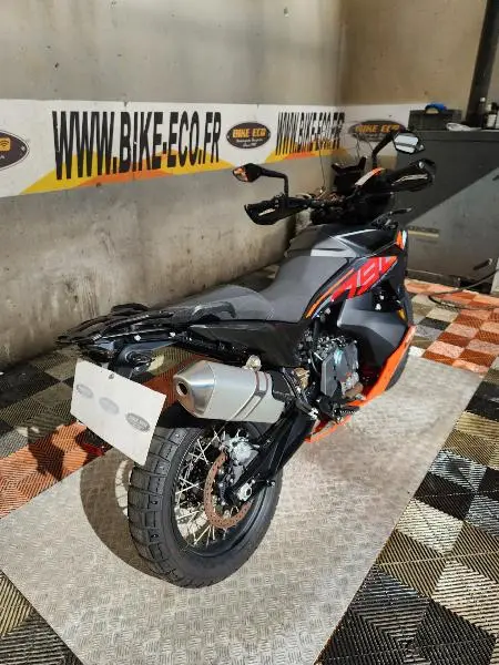 790 ADVENTURE