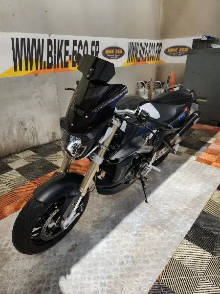 F 800 R