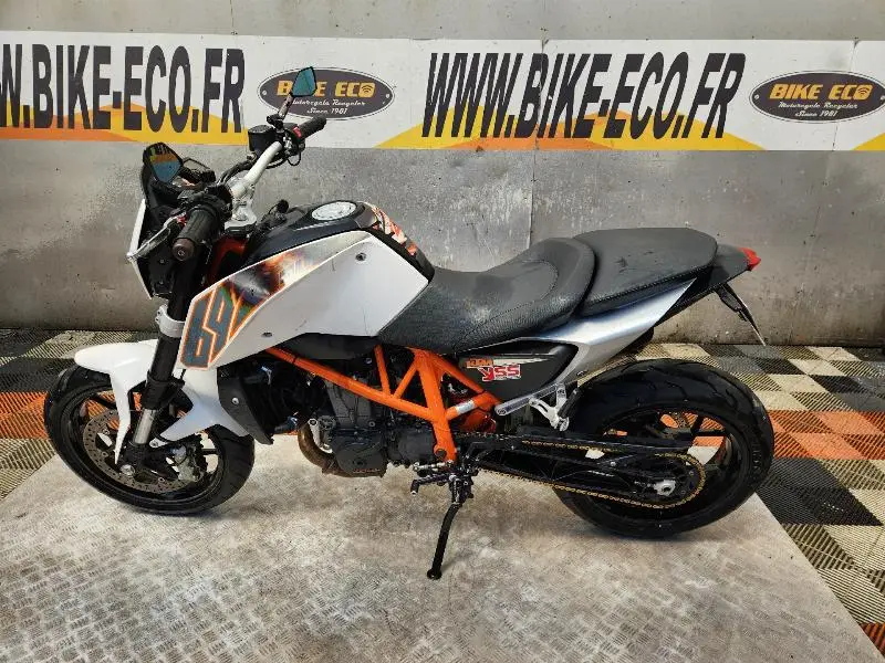 690 DUKE ABS