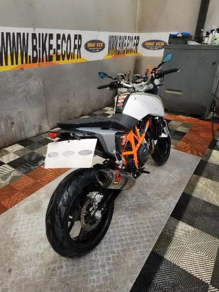 690 DUKE ABS
