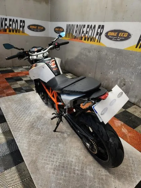 690 DUKE ABS