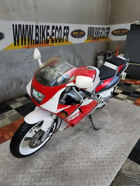 TZR 250