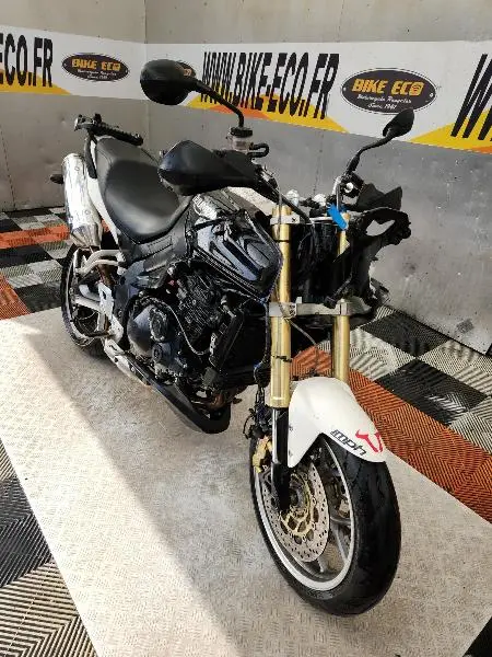 TIGER 1050