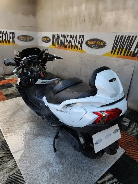 BURGMAN 650