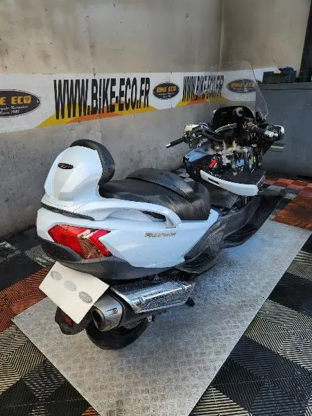 BURGMAN 650