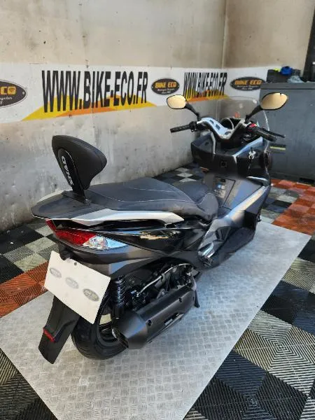 J125