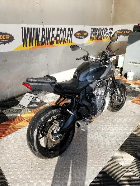 MT07