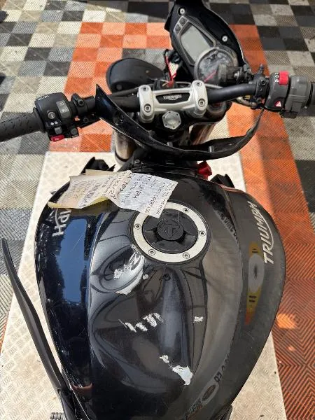SPEED TRIPLE 1050