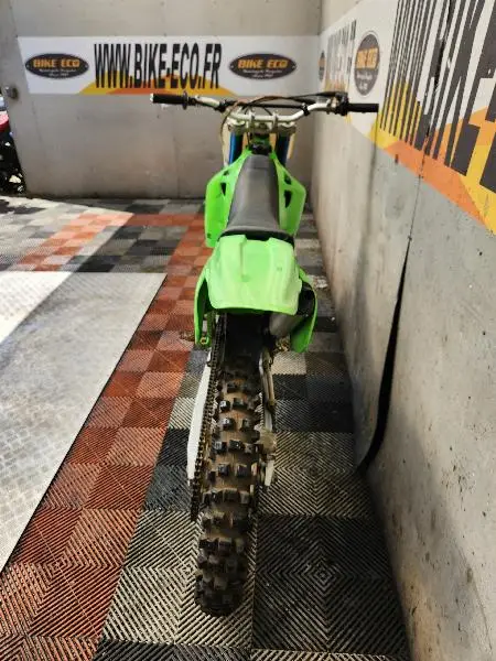 KX