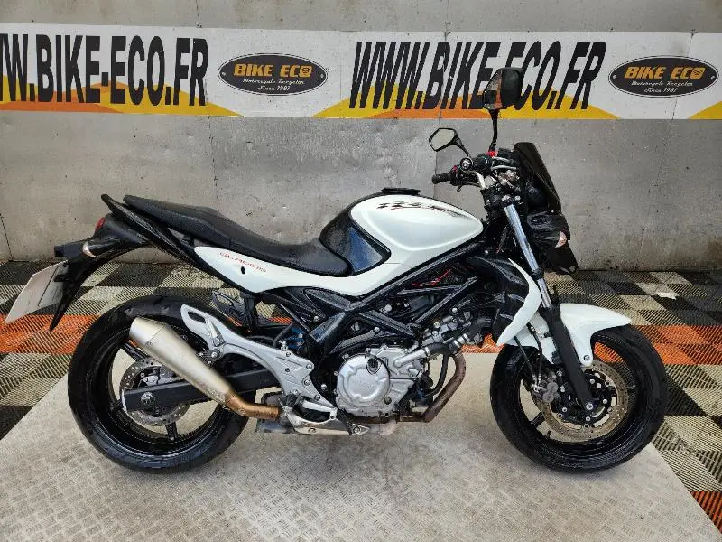 GLADIUS 650