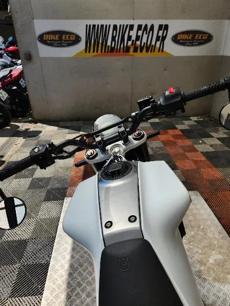 VITPILEN 401