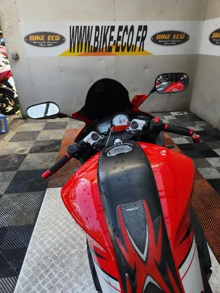 YZFR 125