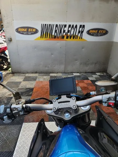 310 R