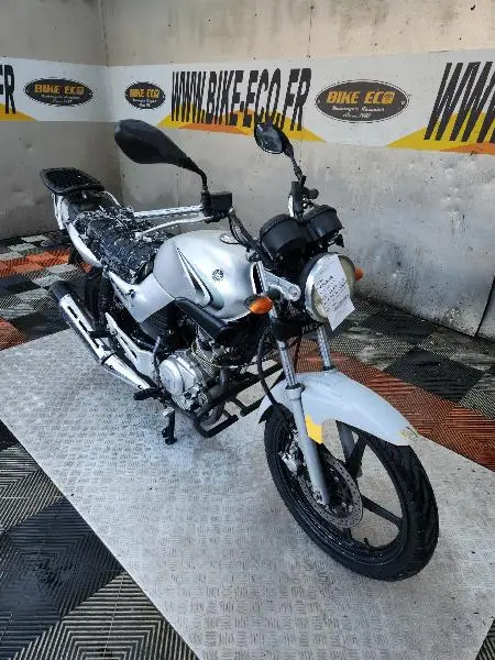 YBR 125