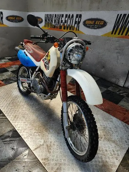XR600