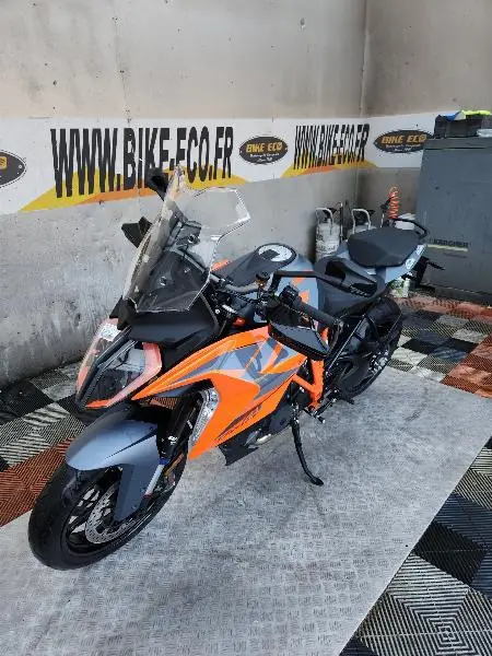 1290 SUPER DUKE GT