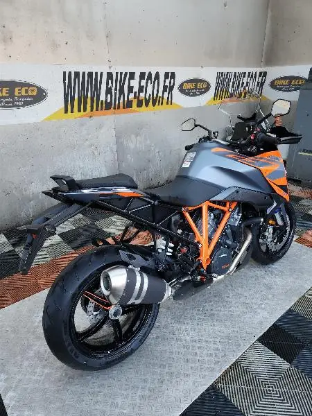 1290 SUPER DUKE GT