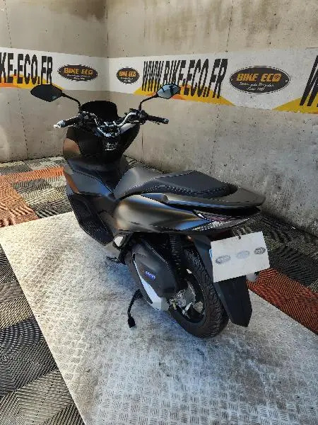 PCX 125