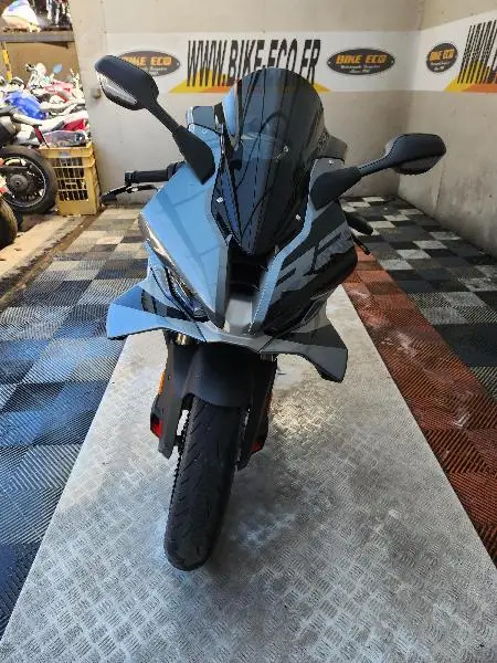 S 1000 RR
