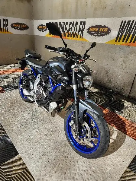 MT07