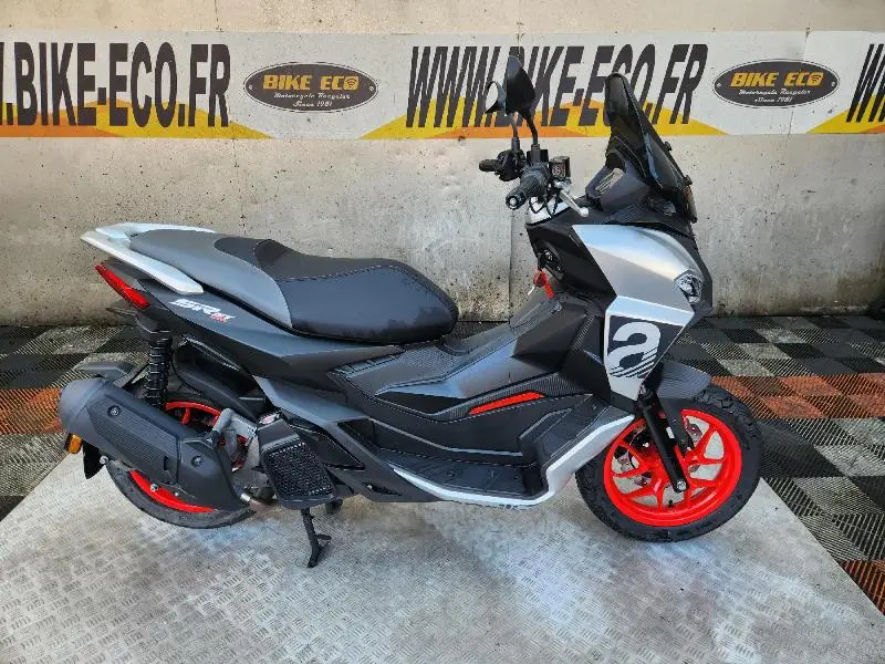 SR 125 GT