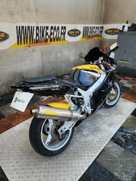 GSXR 750