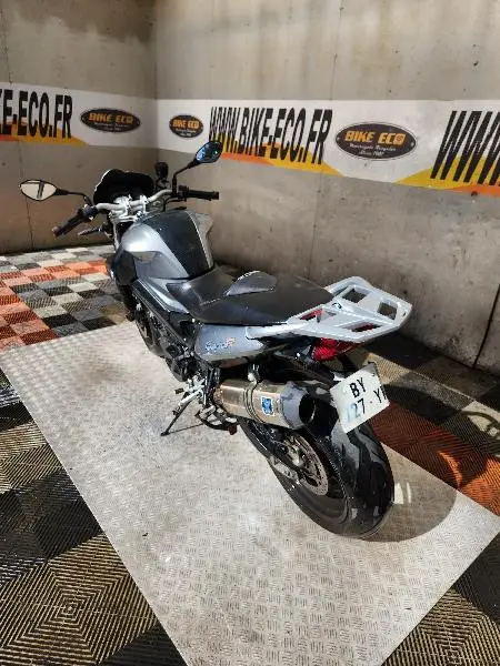 F 800 R