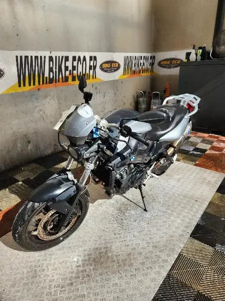 F 800 R