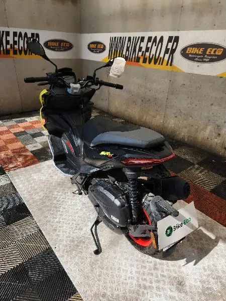 SR 125 GT