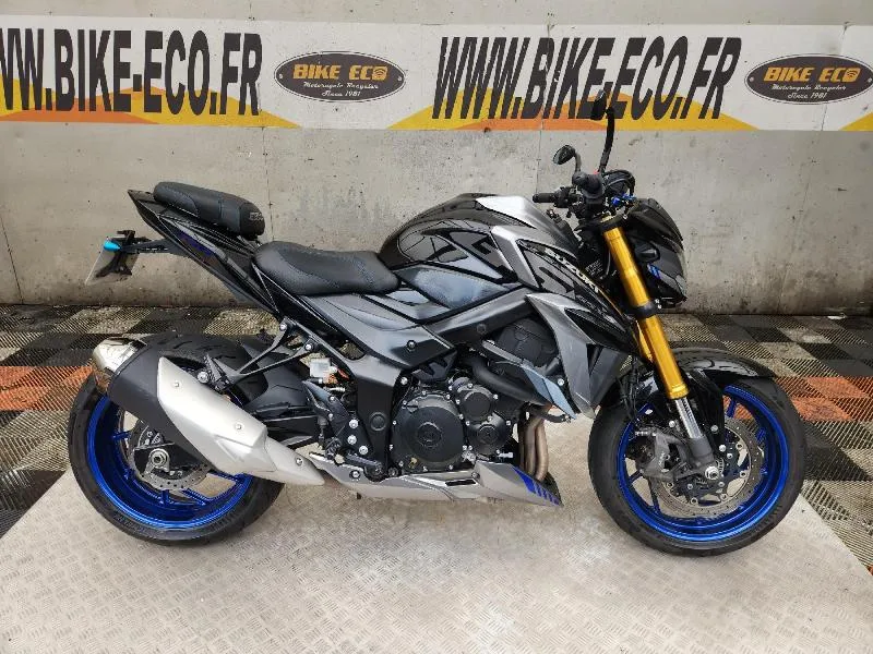 GSXS 750