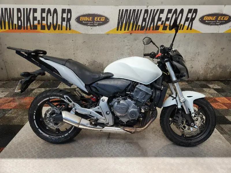 CB 600 F HORNET
