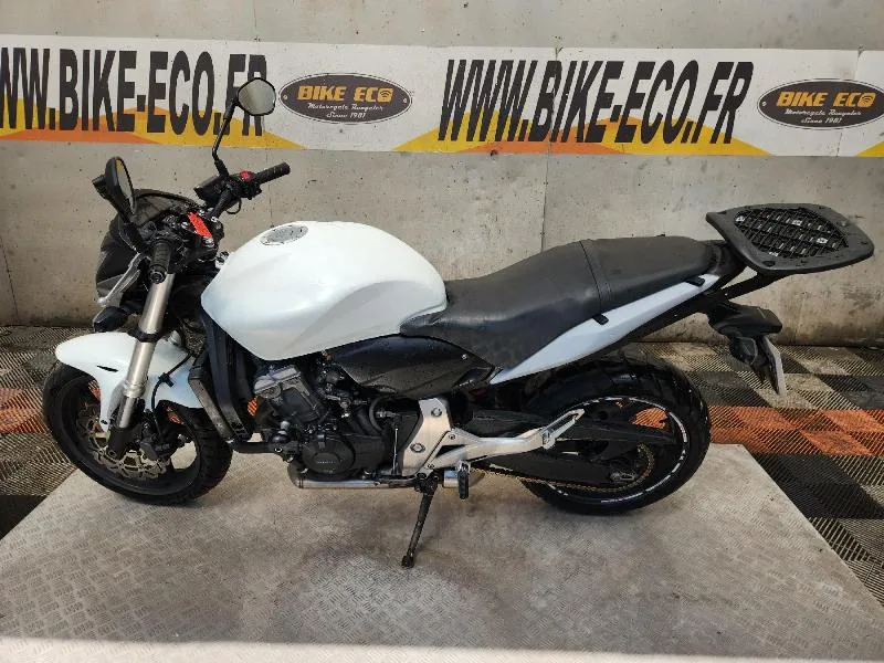 CB 600 F HORNET