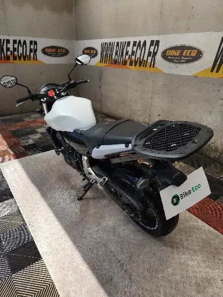 CB 600 F HORNET