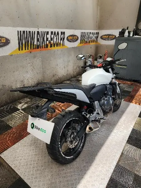 CB 600 F HORNET