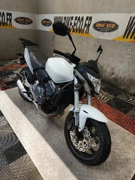 CB 600 F HORNET