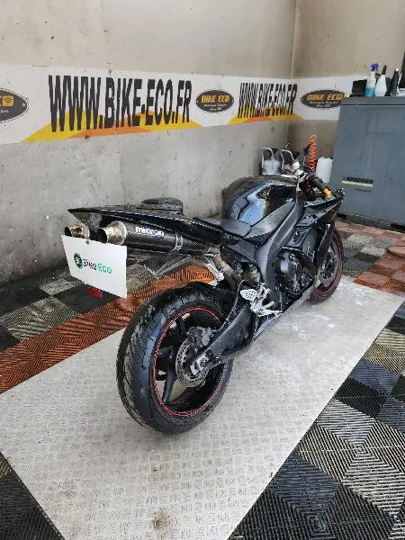 YZF 1000 R1