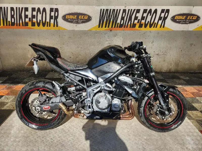 Z 900