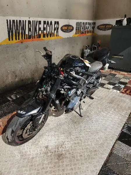 Z 900