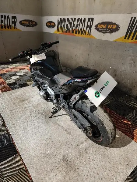 Z 900