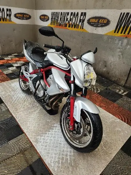 ER6